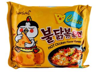 Локшина з куркою та сиром CHEESE HOT Chicken flavor ramen SAMYANG (140g)
