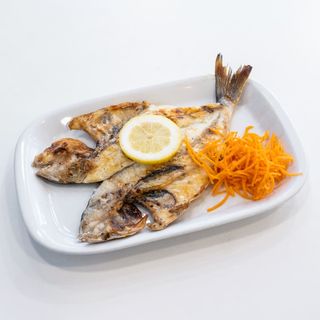 Dourada Escala com Legumes 2 Pessoas