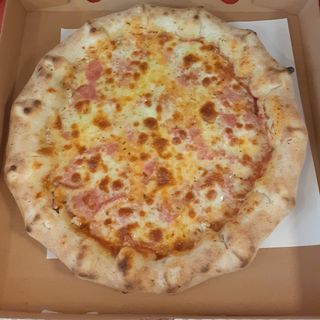 Pizza Prosciutto e Funghi