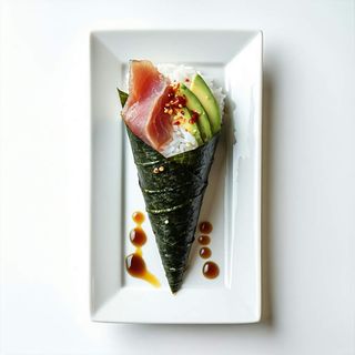 125. Temaki spicy tuna