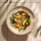 Салат з лососем та крем-сиром