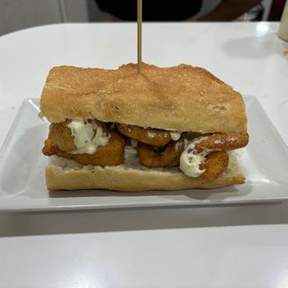Bocadillo De Calamares