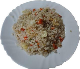 71.Orez prajit cu legume si ou