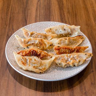 F15 - Gyosas de Carne