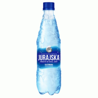 Woda gazowana 0,5 l