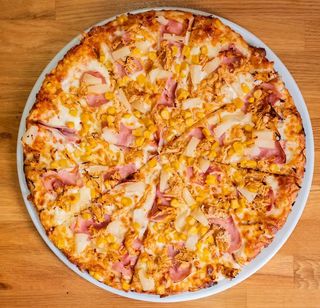 35.PIZZA PULLED CHICKEN 27cm.