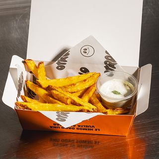 Papas con salsa de yogurt