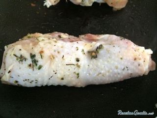 Muslos De Pollo Casero Rellenos Con Pimiento Piquillo Unidad