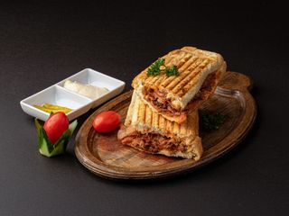 Донер в батоне говяжий