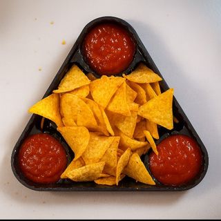 Posni nachos sa 3 sosa
