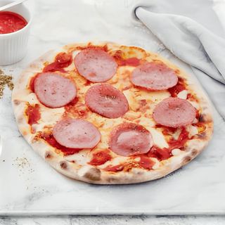 Pizza Salame