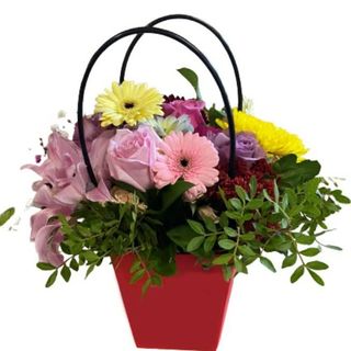 Aranjament floral mixt