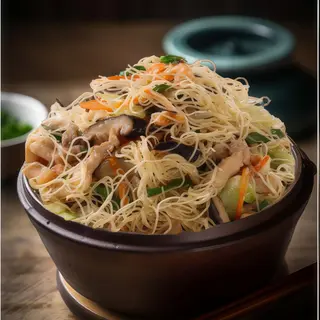 Fideos Chinos Fritos con Pollo
