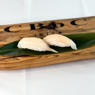 Nigiri Hamachi (2 Pez Limón)