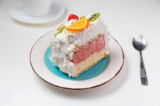 Tort Diplomat cu fructe proaspete