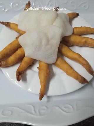 Golden Fried Prawns  
软 炸 明虾