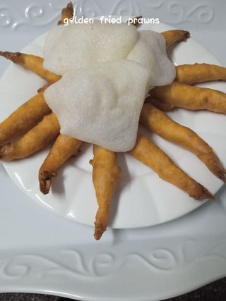 Golden Fried Prawns  
软 炸 明虾