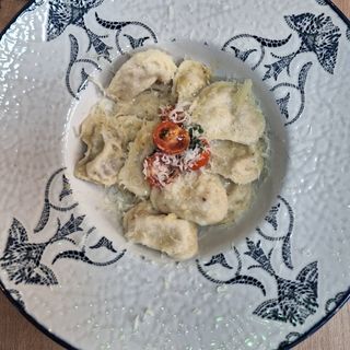 Tortellini Con Setas Y Anchoas