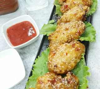 Чикен в кисло-сладком соусе (6шт)