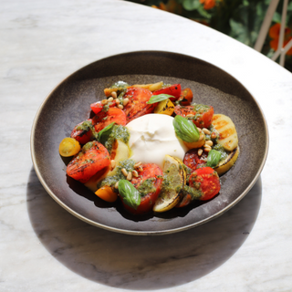 TOMATITOS ASADOS DE TEMPORADA CON BURRATA