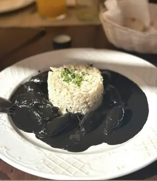Txipirones En Su Tinta