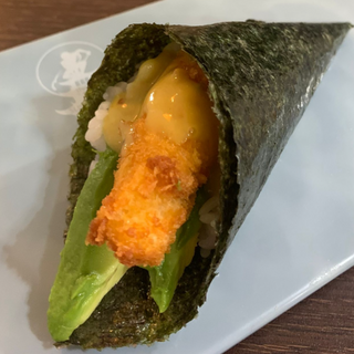 Temaki Langostino rebozado con Salsa Miel y Mostaza ( 1 Ud. )