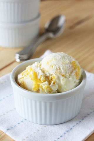 Mango Vanilla Mix Ice Cream