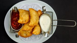 Мини чебуреки с ягненком