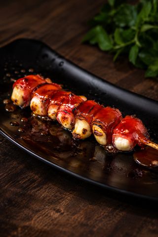 Espeto de Queijo c/ Bacon e Goiabada