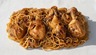 Spaghetti Au Poulet & Pain