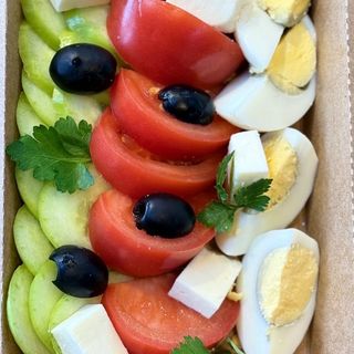 საუზმე 1