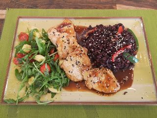 Терияки пилешки филенца