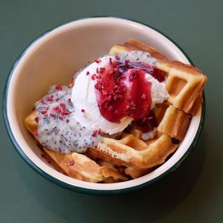 Вафлі солодкі з морозивом (190г)