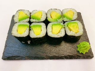 Maki Aguacate (8 Uds.)