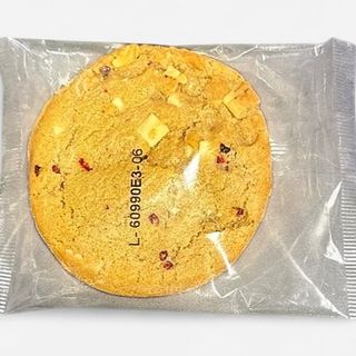 Cookie cu ciocolată albă și zmeură