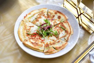 Quesadilla De Jamón Ibérico Y Champiñón