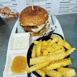 Hamburguesa Clásica