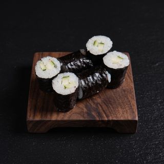 Макі з огірком