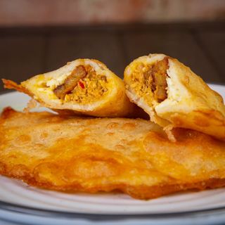 CAZON + PLATANO Maduro Macho + QUESO Blanco