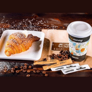 კლასიკური კრუასანი+კაპუჩინო