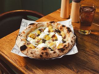 Pizza No 5.C The Citrine Muse