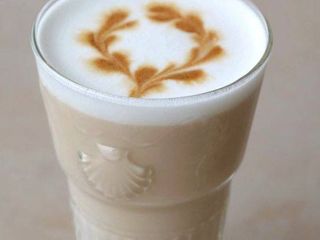 Кава Лате Великий