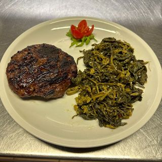 Hamburger bufalina con contorno