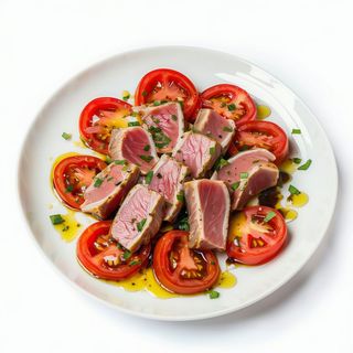 Ensalada De Tomate Con Ventresca