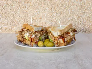 Sandwich pulled pork