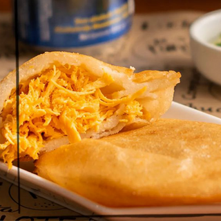 EMPANADA  DE POLLO 