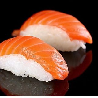 40 Nigiri De Salmón (2 Pzs.)