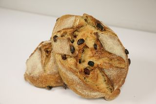 Hogaza De Masa Madre Khorasan Con Arándanos