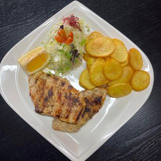 Piept de pui la gratar