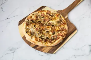 Pizza Carbonara, Mediana (33 Cm.)